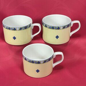 3 beautiful flat tea cups. Royal Doulton Carmina T.C.1277